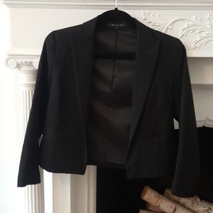 Black Theory Cropped Open Front Sleek Blazer Sz. 4